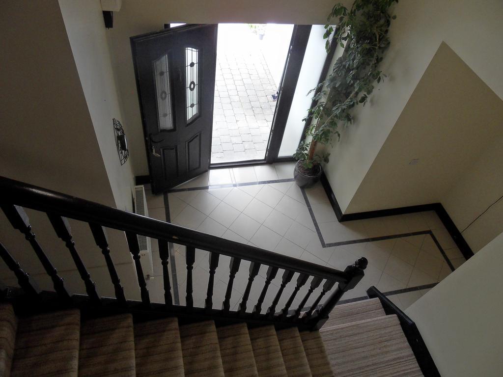 קיל איירן Ethan House Holiday Suites מראה חיצוני תמונה