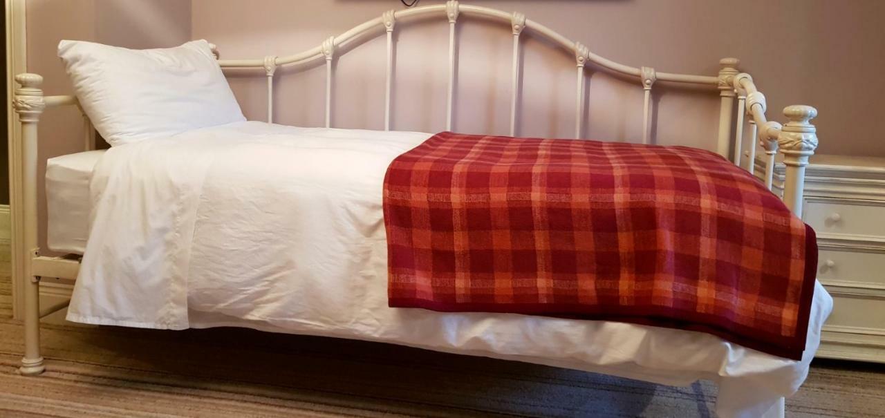 קיל איירן Ethan House Holiday Suites מראה חיצוני תמונה